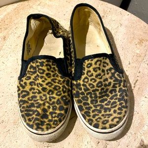 Sz 7 leopard print Madden girl slip on shoes